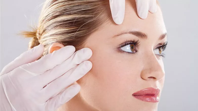 أشهر 6 دول في مجال عمليات التجميل (إنفوجراف)