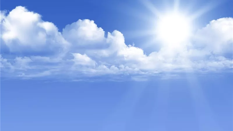 الأرصاد الجوية تكشف عن ظاهرة غير معتادة في طقس غد الخميس 