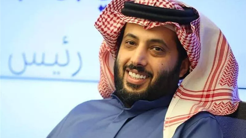 كواليس اجتماع تركي آل الشيخ مع رامي إمام وطارق العريان (صور)