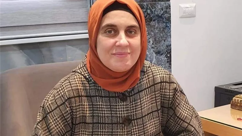 قصة الطبيبة أميرة العسولي «بطولة كتبت حروفها بالذهب» (صور)