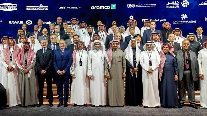 أرامكو السعودية توقع اتفاقيات شراء مع مورّدين محليين بقيمة 6 مليارات دولار
