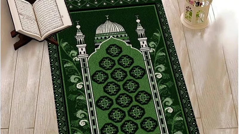 ما حكم عمل سجادة تقوم بِعَدِّ الركعات أثناء الصلاة؟ «الإفتاء تُجيب»
