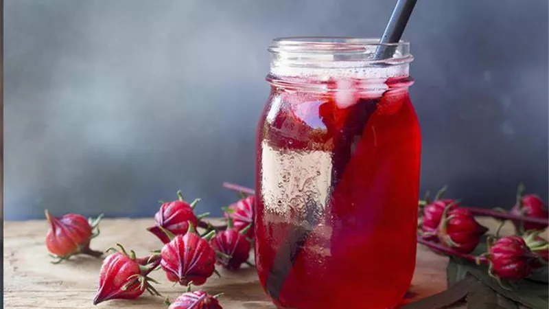 8 فوائد مذهلة لمشروب الكركديه في رمضان 2024