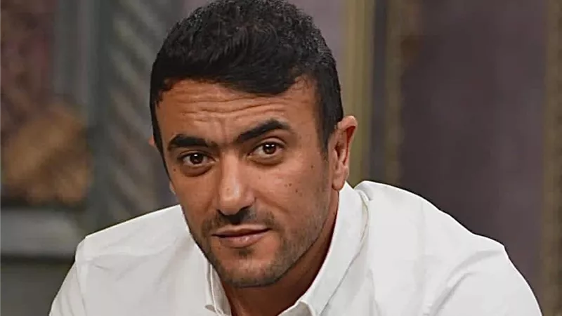 مفاجأة أحمد العوضي في البرومو الدعائي لمسلسل حق عرب (فيديو)