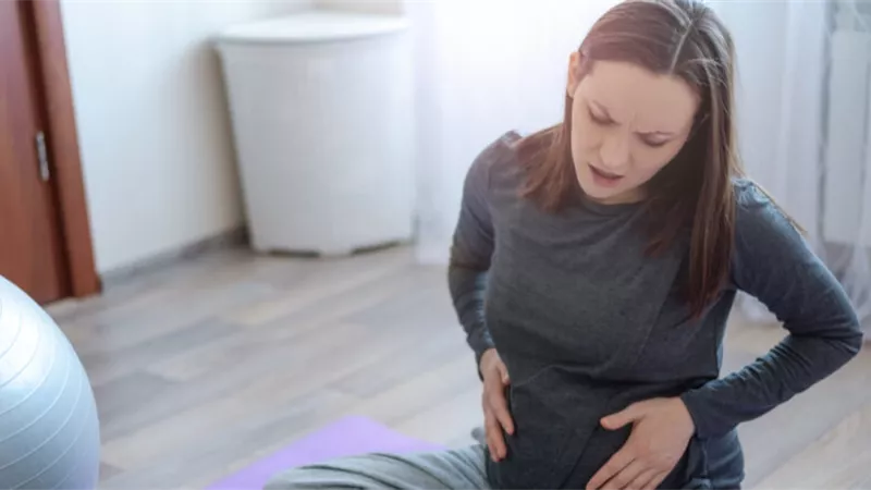  6 نصائح تحمي المرأة الحامل من حرقة المعدة في رمضان 2024 
