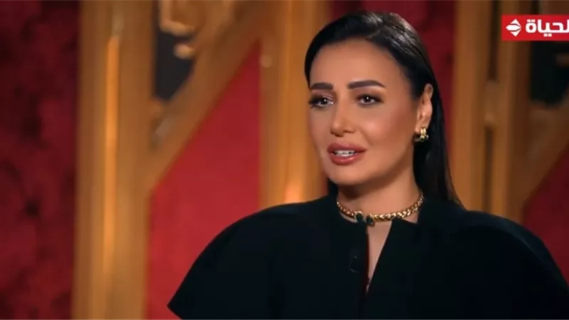حلا شيحة تكشف كواليس اعتزالها الفن: والدي ضربني (فيديو)