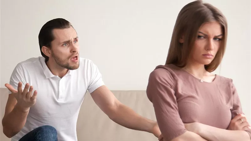 5 نصائح للتعامل مع الزوج العصبي في رمضان