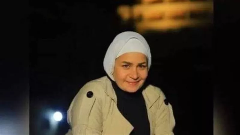 رحاب فتاة البراجيل تنهي حياتها بسبب قريتها وتودع عائلتها في فيديو مؤثر 