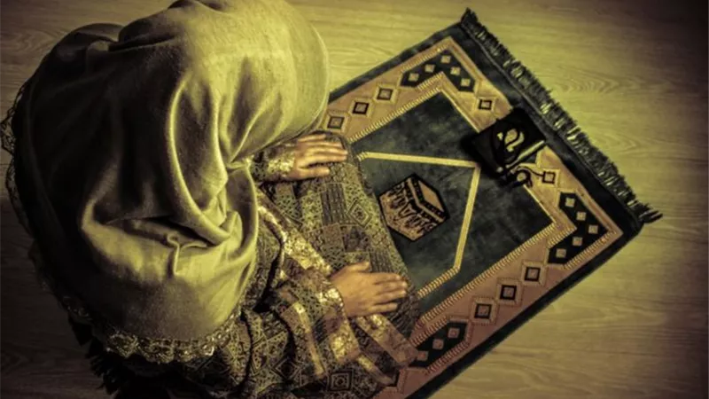 ما حكم اعتكاف المرأة في بيتها؟ «الإفتاء تُجيب»