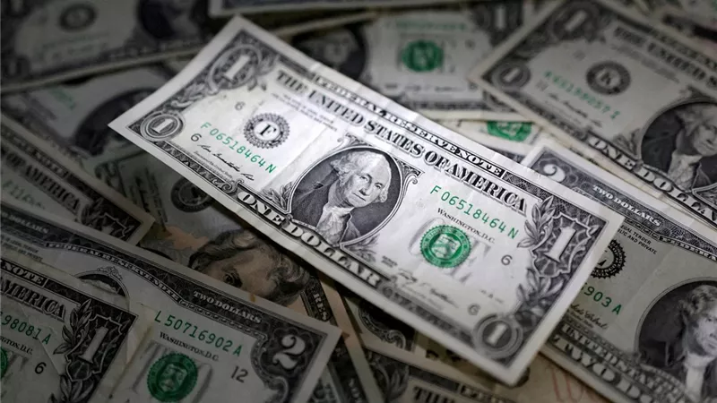سعر الدولار اليوم الجمعة 5 أبريل 2024 في البنوك المصرية