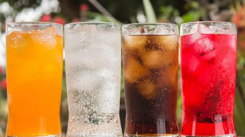 مشروبات خطيرة تضر بصحتك في رمضان (إنفوجراف)