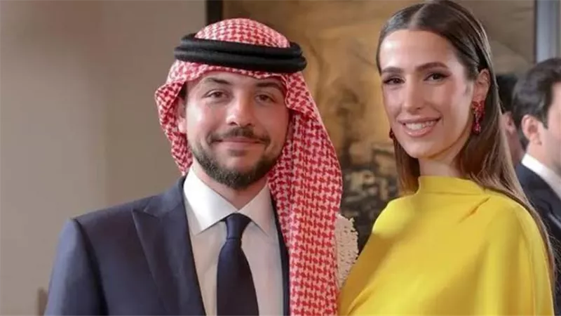 أول تعليق للأمير الحسين بعد حمل زوجته الأميرة رجوة 
