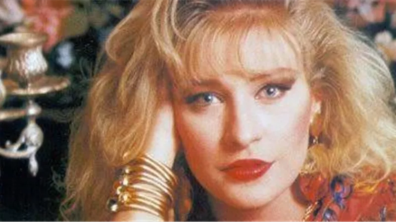5 معلومات عن شيرين سيف النصر «من الحقوق إلى الفن» 