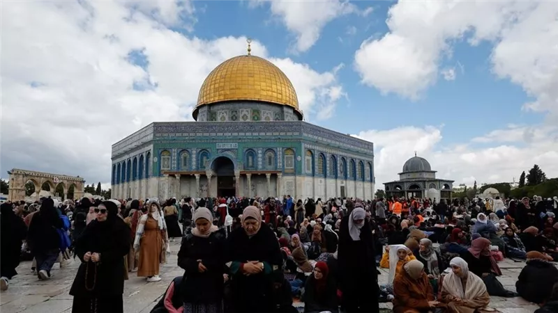 تفسير حلم الصلاة في المسجد الأقصى لابن سيرين 
