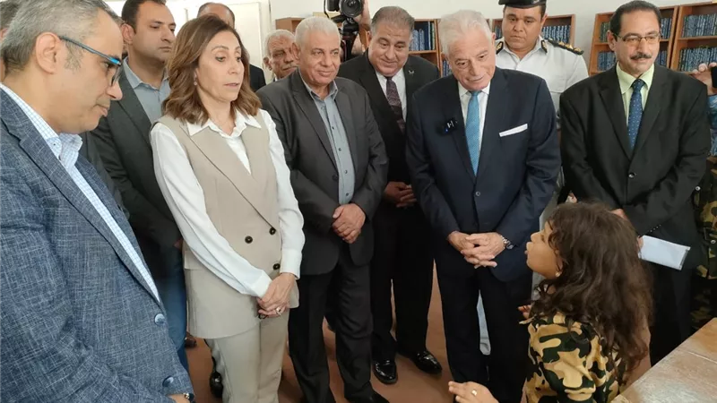 استقبال سيناوي حافل لوزيرة الثقافة قبل تفقد المسرح المكشوف بالطور (صور)