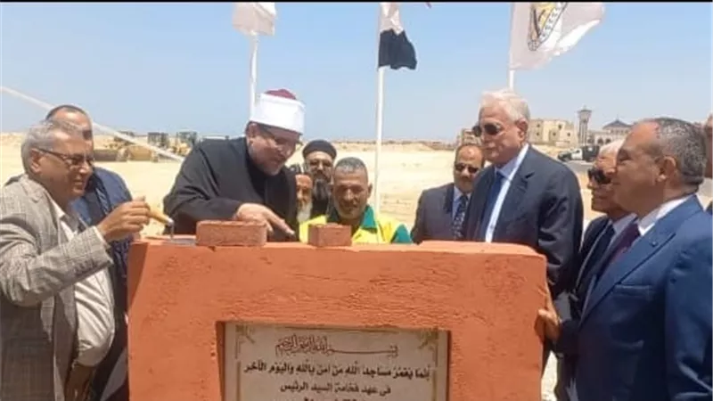 وزير الأوقاف ومحافظ جنوب سيناء يضعان حجر الأساس لأول مجمع ديني بمحمية نبق   