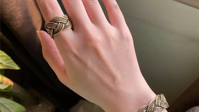 5 طرق لتنظيف الاكسسوارات النحاسية بسهولة وأمان