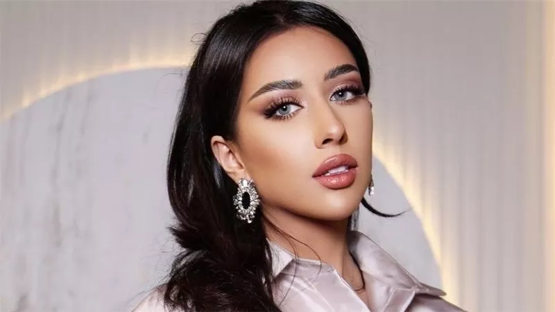 عائلة البلوجر الكويتية فرح الهادي في مرمى الانتقادات لسبب غريب