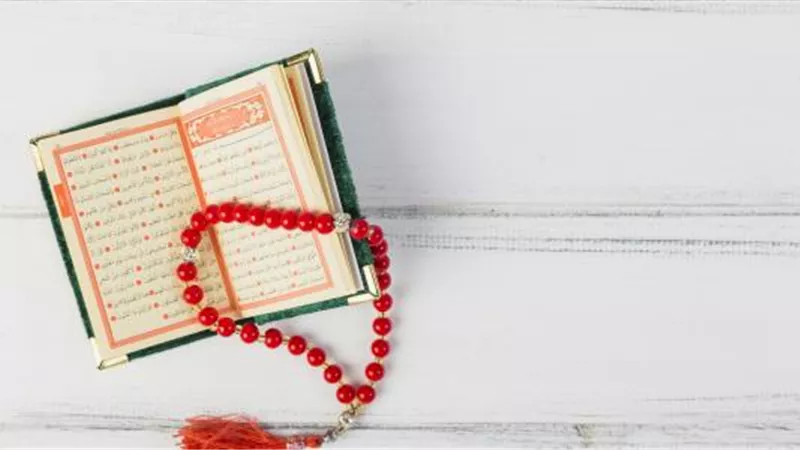 هل يجوز التسبيح والذكر على جنابة؟ «الإفتاء تُجيب»