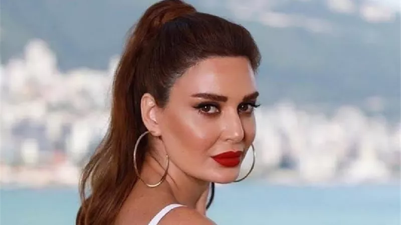 كيف ساندت الفنانة سيرين عبد النور إليسا في أزمتها الأخيرة؟
