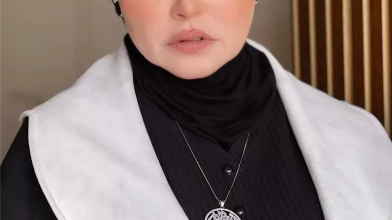 الموت يفجع  الفنانة ميار الببلاوي، تفاصيل موعد عزاء عمها الراحل ومكان الدفن