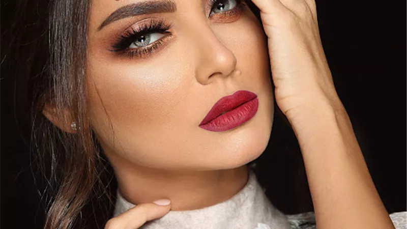  لو بتخرجي .. نصائح لتطبيق مكياج مثالي لصاحبات البشرة السمراء