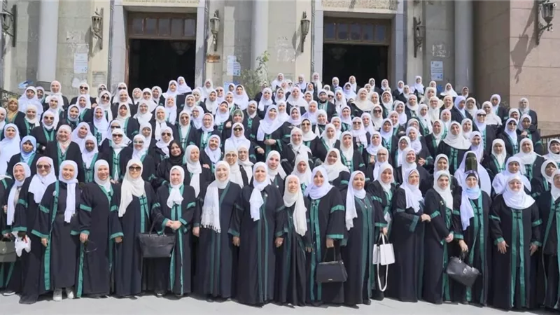 خالد الجندي : الواعظات أعدن الأمور إلى نصابها بالمساجد مثلما فعل الرجال 