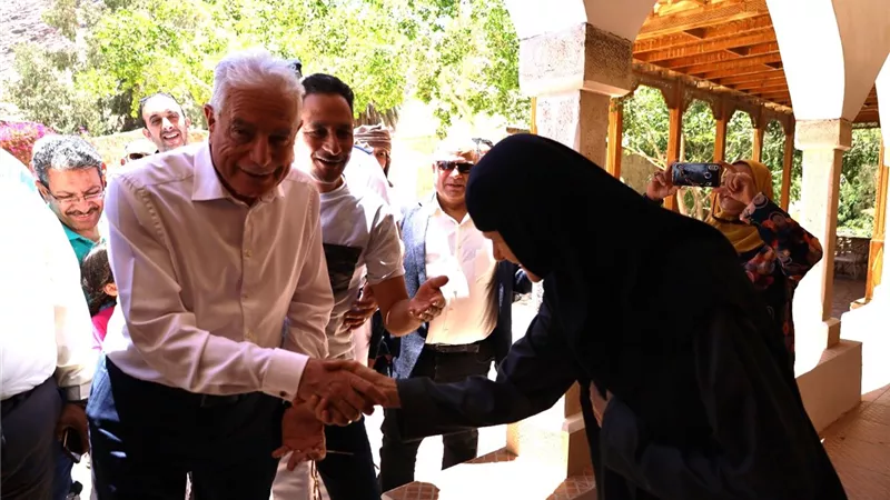 محافظ جنوب سيناء يزور دير البنات.. فما أصل الحكاية؟